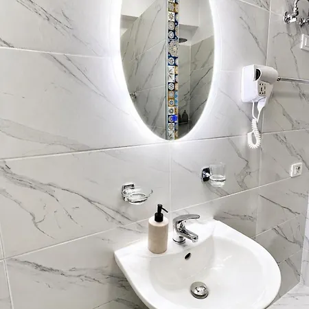 Tirana Central Suites Apartamento