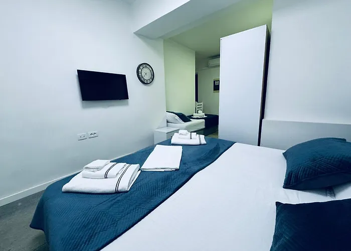 Tirana Central Suites ティラナ