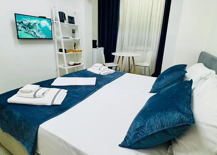 Tirana Central Suites アパート