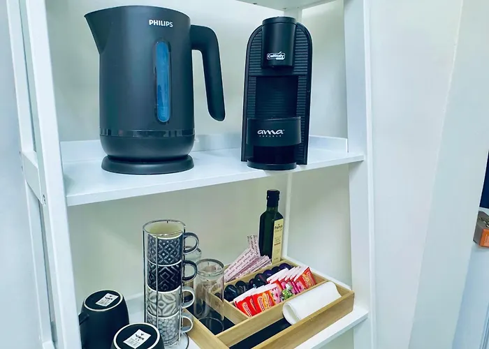 Tirana Central Suites アパート ティラナ