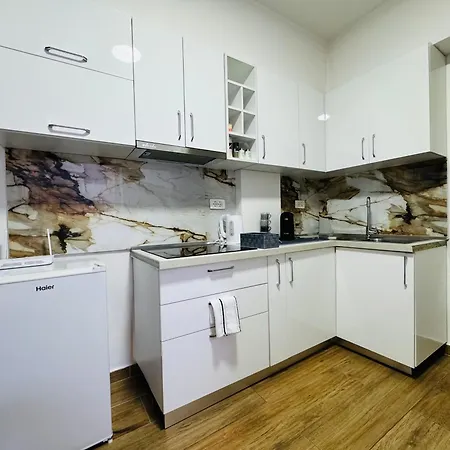 Tirana Central Suites