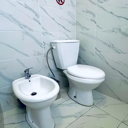 Tirana Central Suites *